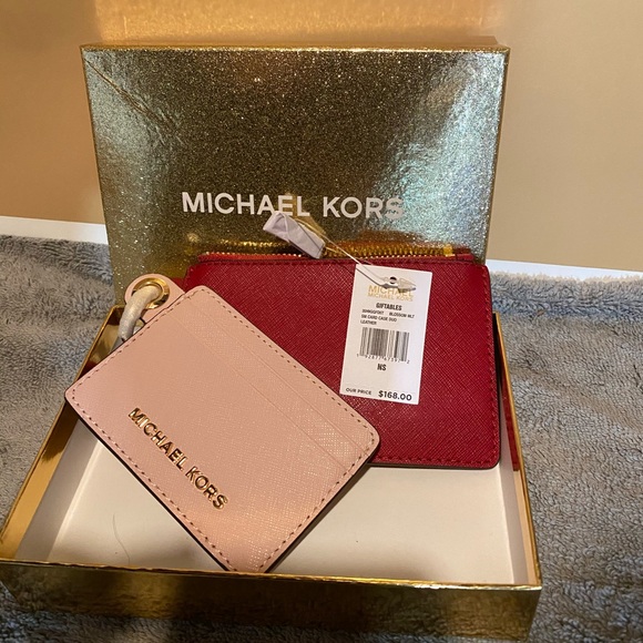NWT Michael Kors small card case gift set